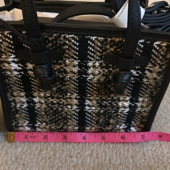 NWT Gianni Chiarini tweed small tote in black/tan, detachable adjustable strap - Picture 3 of 10